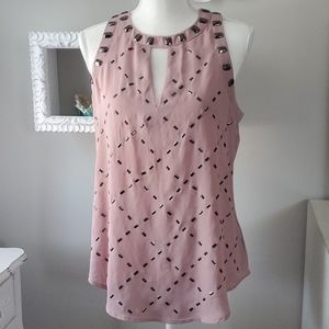 BeBe sleeveless Blouse